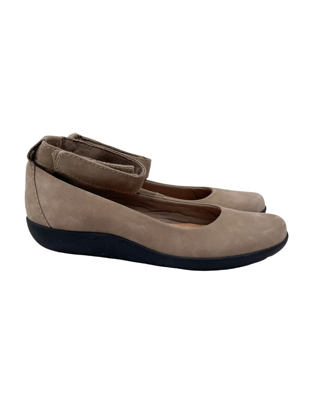 Clarks Collection Women's Medora Nina Ankle Strap Comfort Flats Shoes Size 8